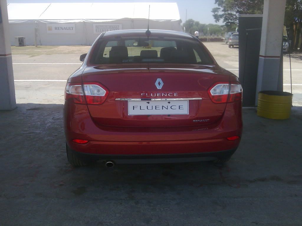 prepresentacion nuevo renault fluence exclusivo t! prepresentacion nuevo renault fluence exclusivo t!
