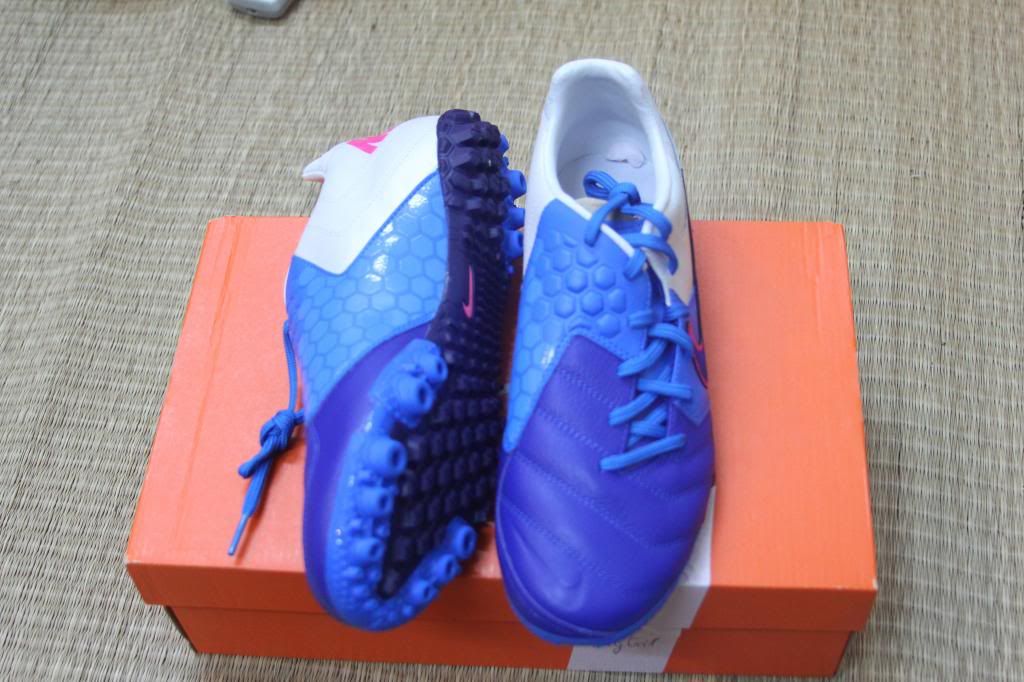 Chuyên giày đá banh Adidas, Nike, Puma, Umbro.. chính hãng từ Store US và UK....... - 14