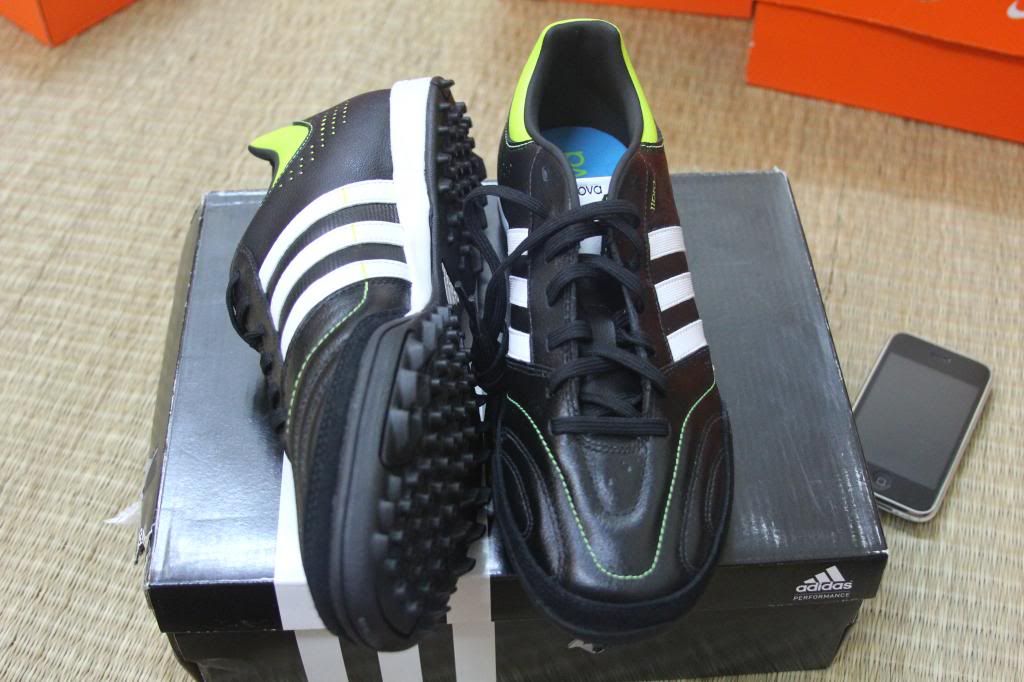 Chuyên giày đá banh Adidas, Nike, Puma, Umbro.. chính hãng từ Store US và UK....... - 2