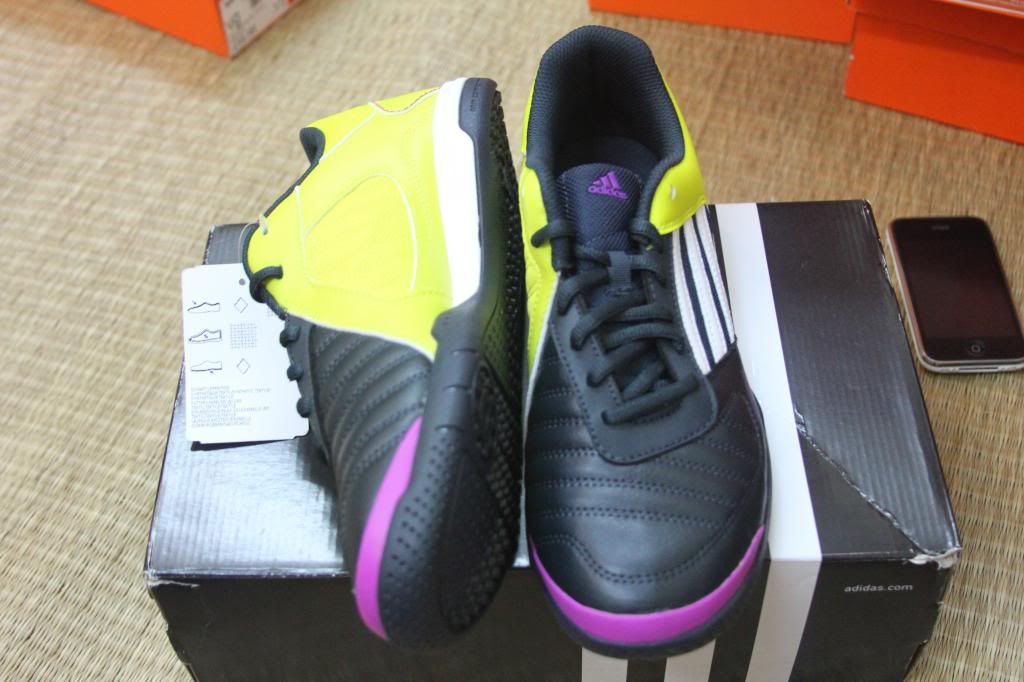 Chuyên giày đá banh Adidas, Nike, Puma, Umbro.. chính hãng từ Store US và UK....... - 3