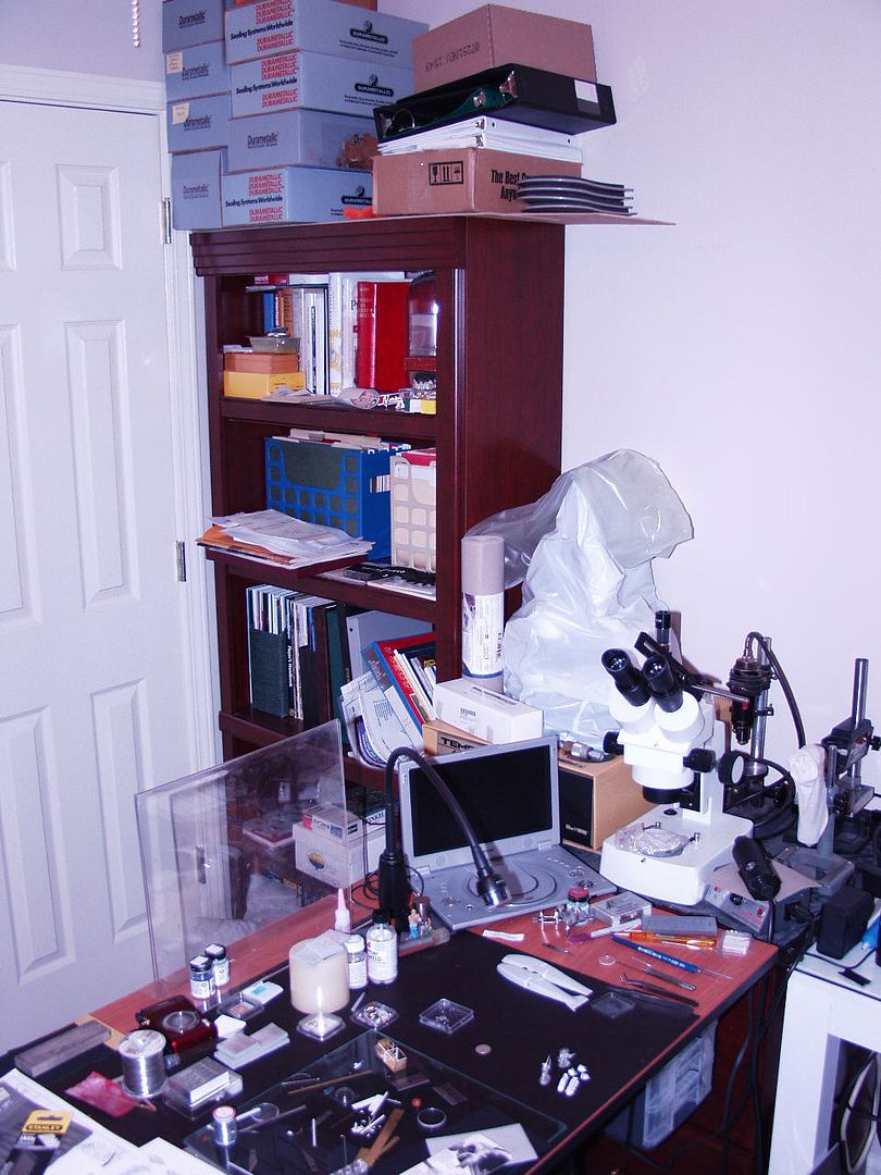 http://i1129.photobucket.com/albums/m508/Heavens-Eagle/Work%20Area/Room1c.jpg