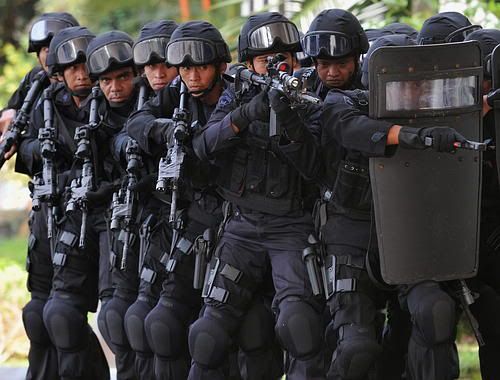 indonesia-swat-team1.jpg