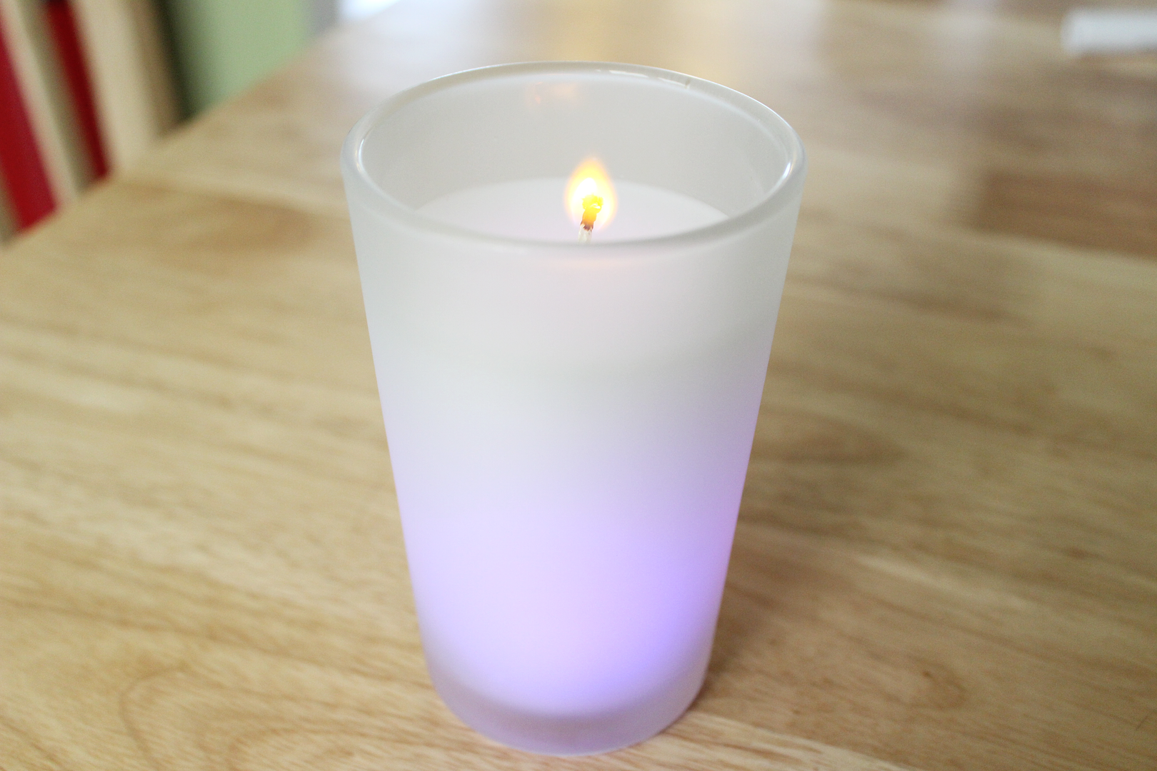 Air Wick Colour Change Scented Candle