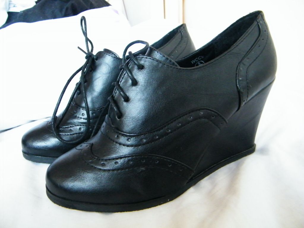 Desire Clothing Black Brogue Wedges