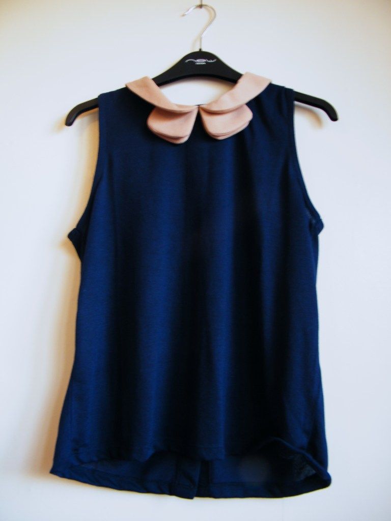 Internacionale Peter Pan Collar Top