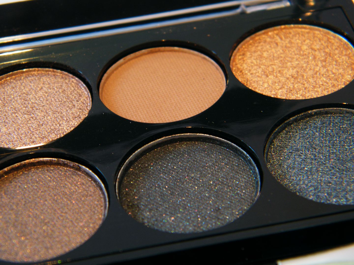 MUA Undressed Palette