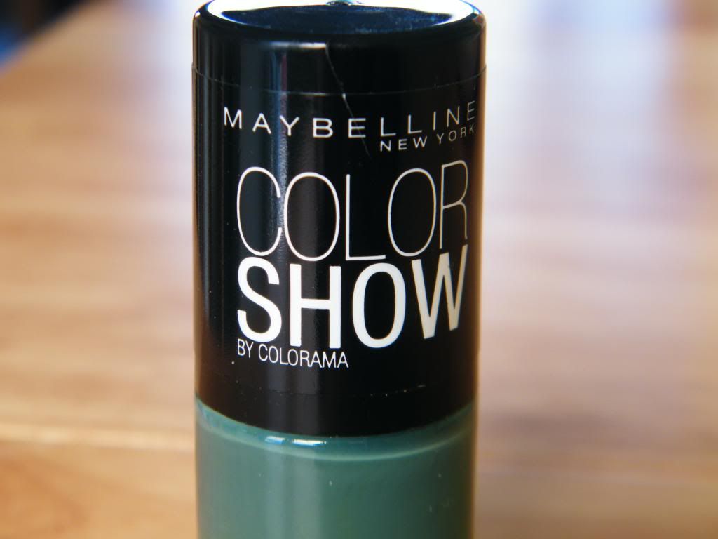 Maybelline Color Show in Moss