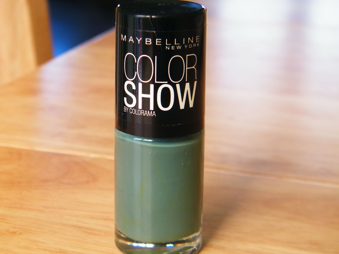 Maybelline Color Show in Moss