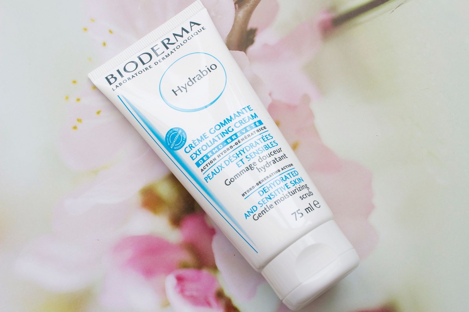 Bioderma Hydrabio Moisturising Scrub