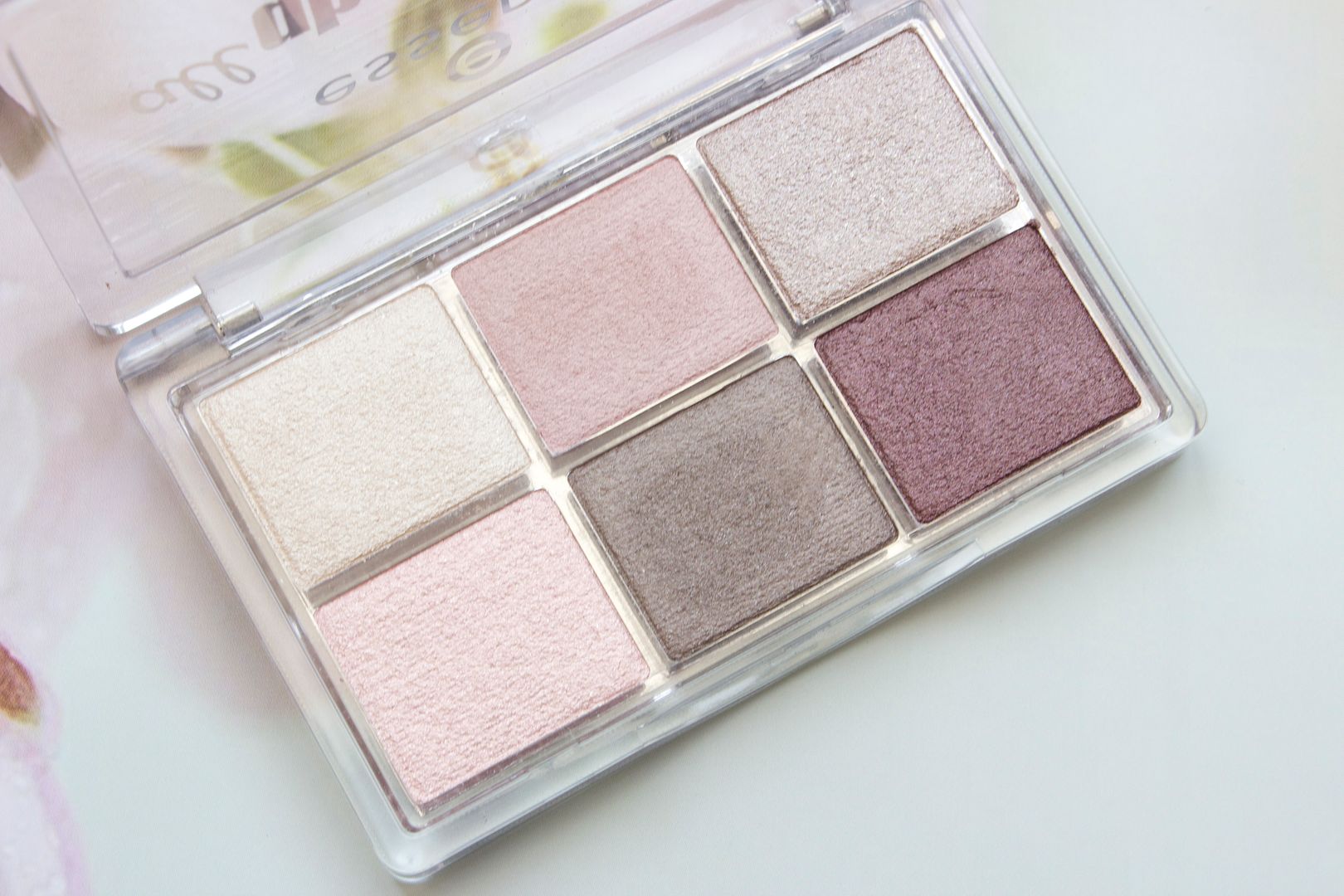 Essence All About Nude Eyeshadow
