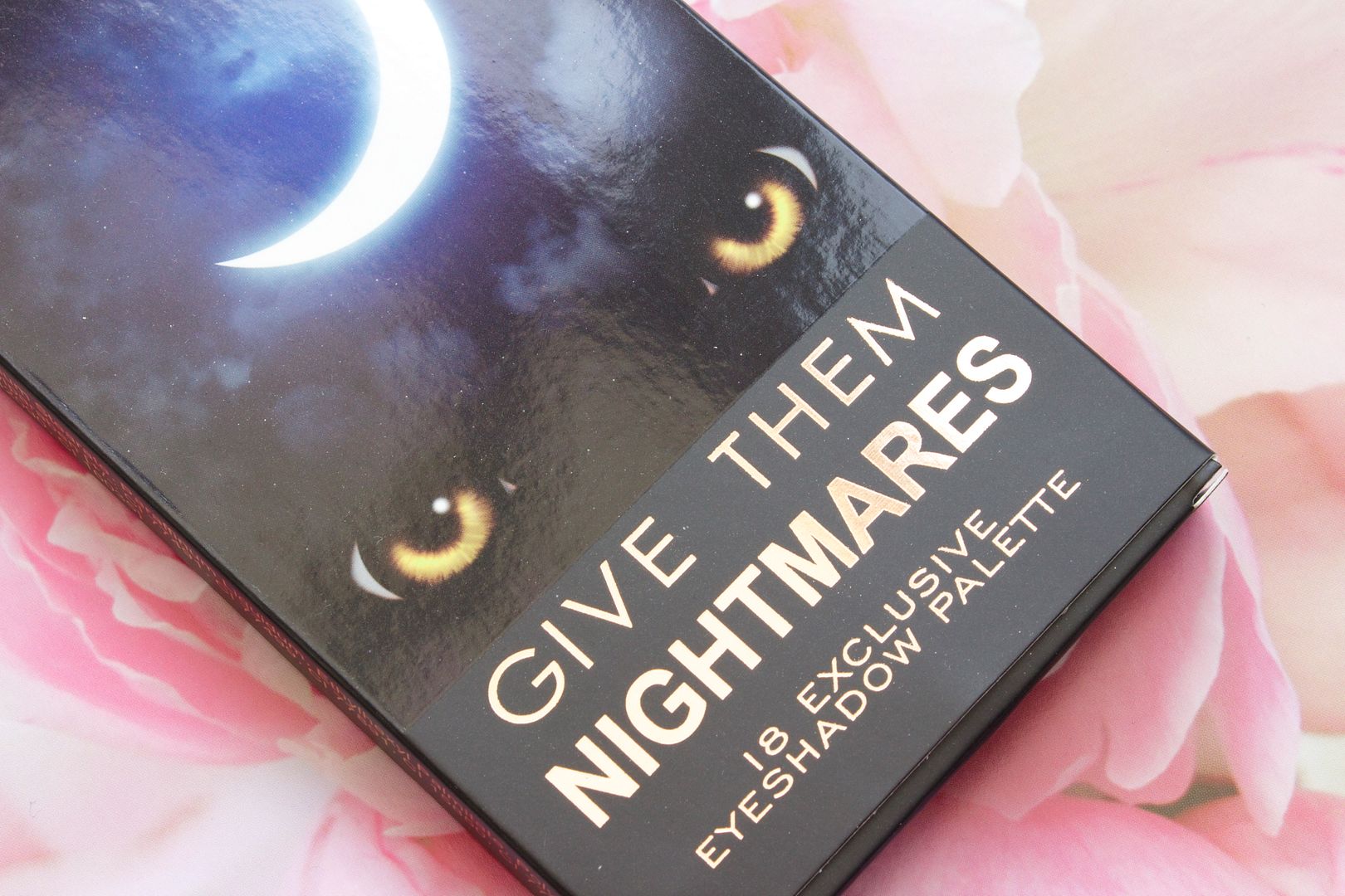 Makeup Revolution Give Them Nightmares Palette