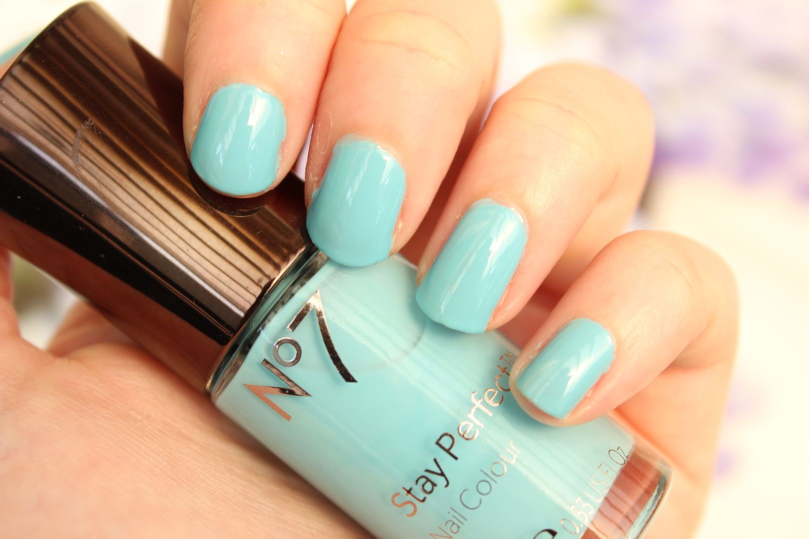 No7 Stay Perfect Nail Colour in Minty Fresh