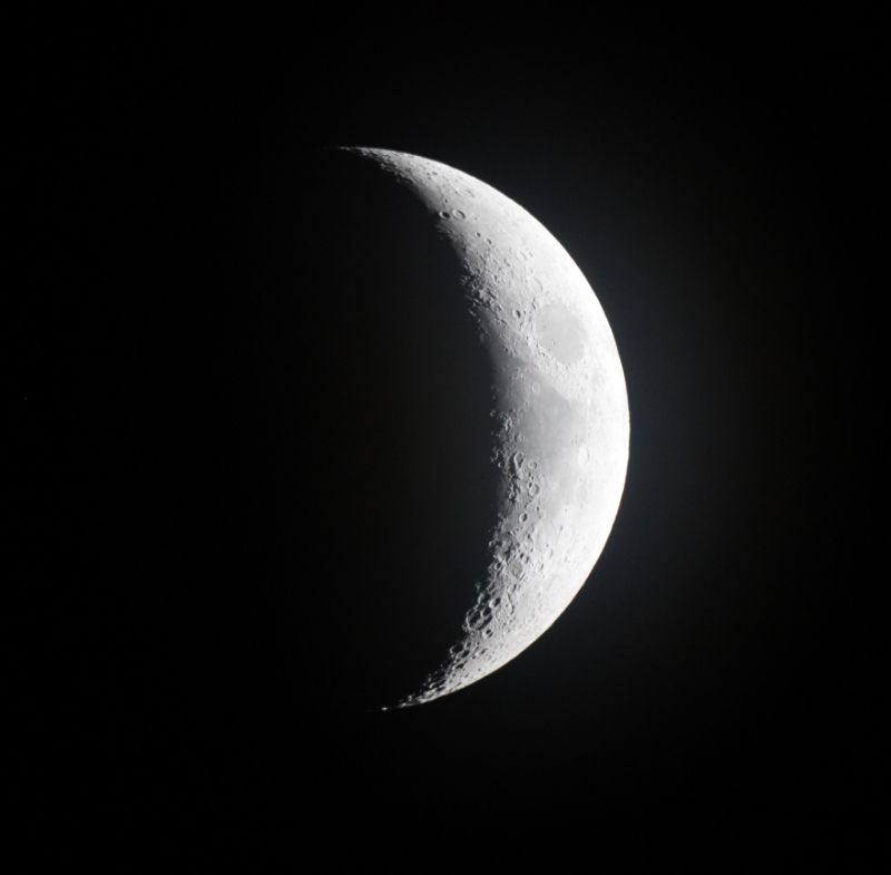 Moon240115.jpg